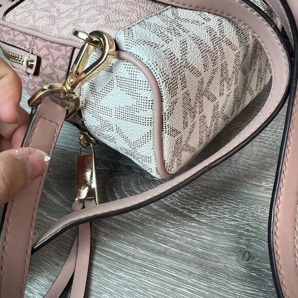 Michael Kors Rhea mini color-block logo backpack - Picture 4 of 6